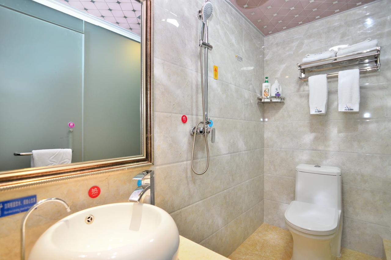 Dachanghang Hotel  Guandu Bagian luar foto