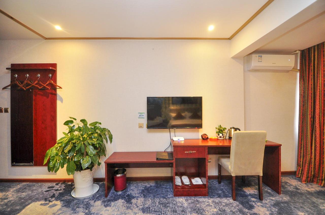 Dachanghang Hotel  Guandu Bagian luar foto
